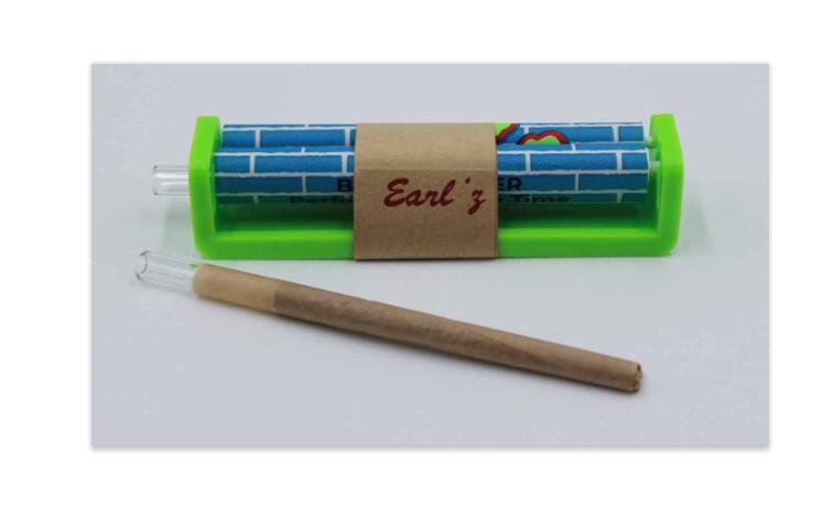 Introducing Earl'z Rolling Tips – the ultimate companion for the discerning smoker. Elevate your rolling experience with our meticulously designed 100 mm Rolling Machine, coupled with a precision-crafted 7 mm Glass Tip and a convenient Push Rod.