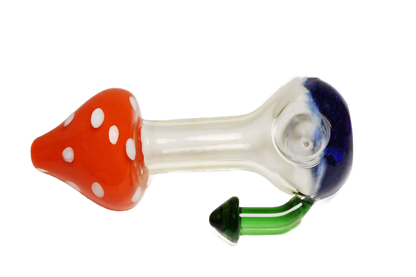 This hand-blown glass smoking pipe is a work of art that you can enjoy. It has a very unique design that looks like a mushroom.&nbsp;